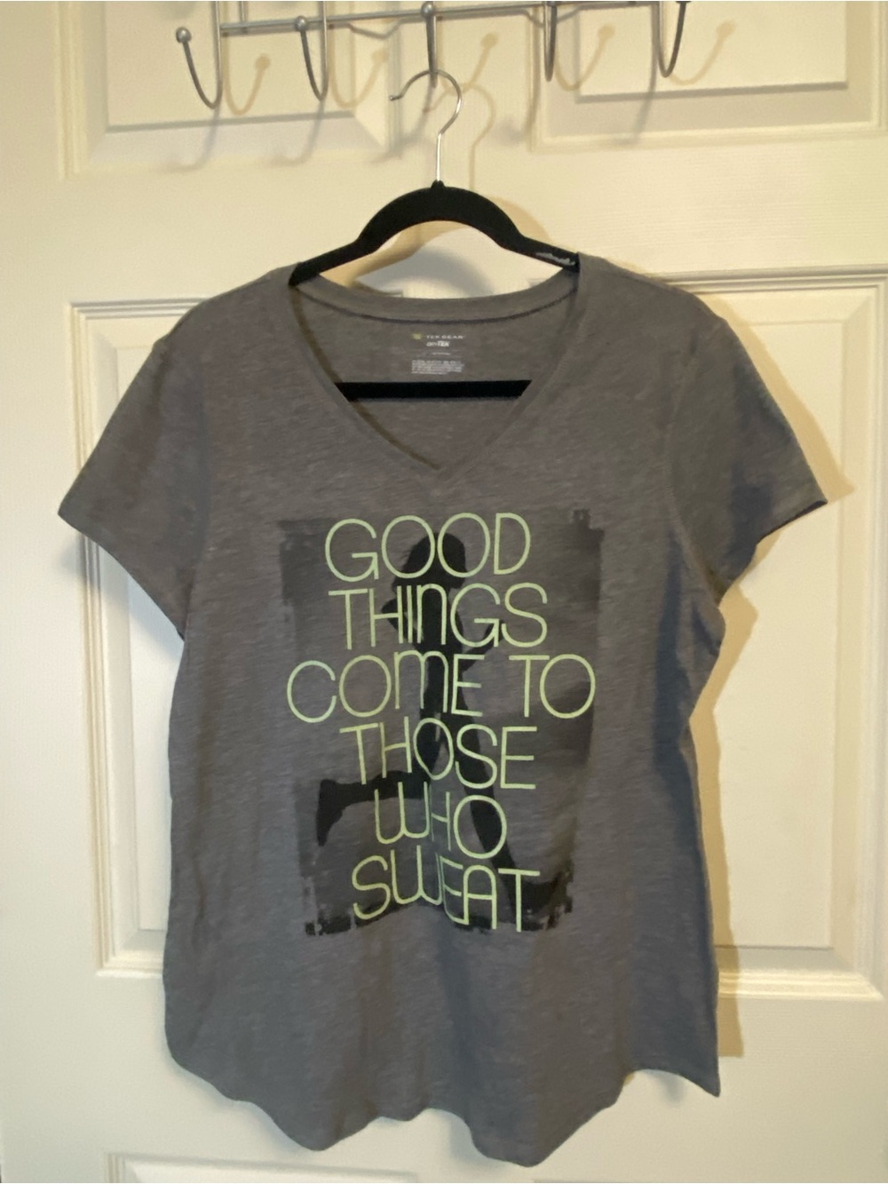 tek gear Gray V-Neck Tee with Green Motivational Graphic